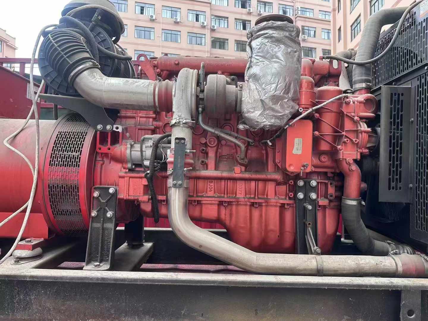 库车如何选择适合 600kW 柴油发电机组的过载保护器？