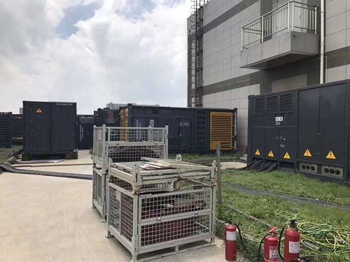 库车除了定期检查，还有哪些方法可以及时发现接触式转速表探头的磨损？